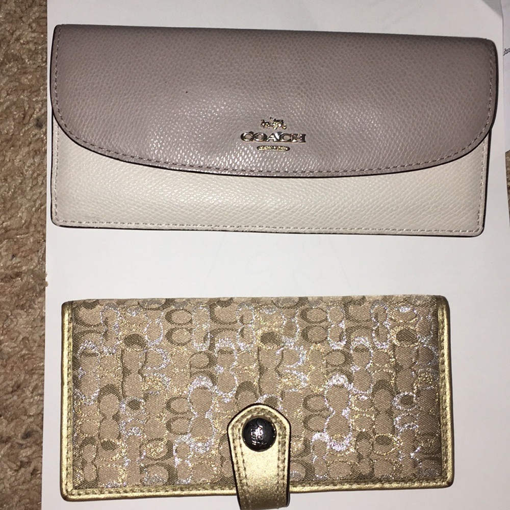 PACK OF 2 COACH WALLETS IN GREAT SHAPE